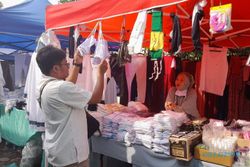 Berkah Musim Haji Boyolali, Pedagang Pakaian Ini Pernah Raup Rp17 Juta Sehari