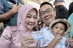 Bergelar Doktor, Istri Ridwan Kamil Daftar Caleg lewat Partai Golkar