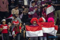 Seru! Begini Suporter Indonesia Dukung Timnas Bola Voli Putra SEA Games 2023