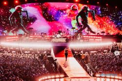 Barang-Barang Ini Tidak Boleh Dibawa saat Konser Coldplay di Jakarta