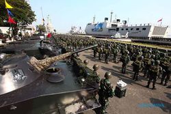 Ribuan Prajurit TNI AL Ikuti Gelar Pasukan Latihan Armada Jaya XLI di Surabaya