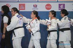 Raih 11 Emas, Indonesia Juara Umum Cabor Blind Judo di APG 2023 Kamboja