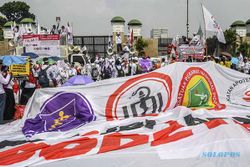 RUU Kesehatan bakal Disahkan, Puluhan Ribu Nakes Siap Demo di Senayan