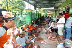 Penghuni Indekos di Solo Juga Kebagian Daging Hewan Kurban 
