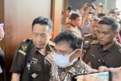 Hari Ini, Jaksa Jawab Eksepsi Johnny Plate yang Sempat Seret Nama Jokowi