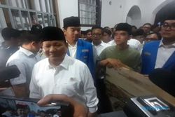 Kenalkan Gibran Pemimpin Masa Depan, Prabowo: Jangan Ragu-Ragu Tampil