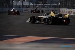 Wehrlein Redam Perlawanan Guenther demi Menangi Formula E 2023 Jakarta