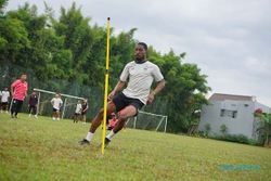 Resmi! PSIS Semarang Datangkan Gelandang asal Prancis