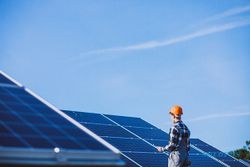 Perusahaan Solar Panel dari AS Investasi ke Kawasan Industri Terpadu Batang
