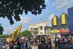 Dramatis! Evakuasi Korban Kecelakaan di Ngaliyan Semarang Berlangsung 3 Jam