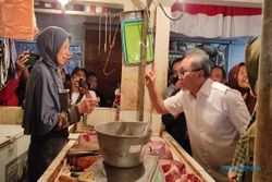 Kunjungi Pasar Bandarjo Ungaran, Mendag Zulhas Dikejutkan Harga Ayam & Telur