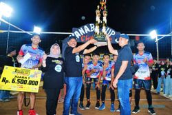 Selamat! Tim Voli Plastik asal Trucuk Juarai Kanaba Cup 2 di Kepanjen Klaten