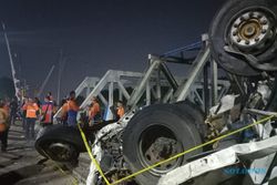 Update Kereta Api Tabrak Truk hingga Terbakar di Semarang, Masinis Masih Syok