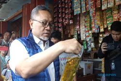 Pantau Harga Sembako, Zulkifli Hasan Blusukan ke Pasar Malangjiwan Colomadu