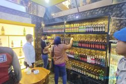 Polisi Sita 70 Botol Miras di Kampung Widoro Sragen Wetan, Toko Diminta Ditutup