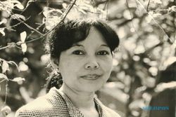 Mengenal Nh Dini, Sang Penulis Asal Semarang Pengubah Wajah Sastra Indonesia