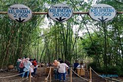 Unik, Belanja di Pasar Temanggung Ini Bayarnya Pakai Bambu