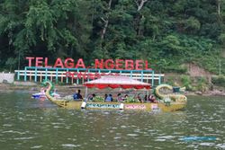 Makin Seru! Ada Perahu Naga Baru Klinting di Telaga Ngebel, Tiket Cuma Rp10.000