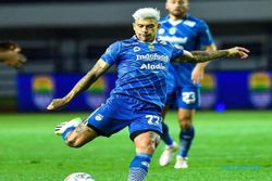 Ciro Alves & Febri Haryadi Bawa Persib Bandung Unggul 3-1 Atas Bali United
