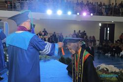 Wisuda UIN Salatiga, Rektor Lepas 662 Lulusan & Resmikan 2 Gedung Baru