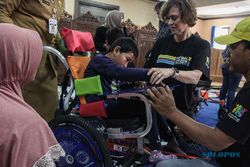 Australia Bantu 340 Kursi Roda Adaptif untuk Anak Difabel di Jateng