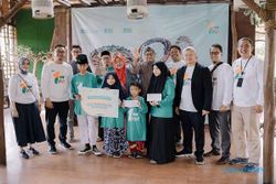 Milad ke-1, BSI Maslahat Semarang Bahagiakan Yatim Duafa di Saloka Theme Park