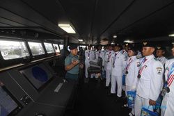 TNI AL Beri Pembekalan Kemaritiman bagi 78 Anggota Paskibra Nasional 2023