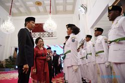 Jokowi Kukuhkan 76 Anggota Paskibraka, Petugas Upacara HUT ke-78 RI