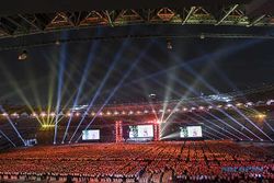 15.110 Peserta Pecahkan Rekor Dunia Pagelaran Angklung Terbesar di Stadion GBK
