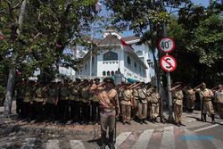 Teatrikal Peringatan Proklamasi Polri di Gedung Polisi Istimewa Surabaya