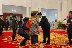 Jokowi Beri Tanda Kehormatan ke Iriana Jokowi dan 17 Tokoh, Ini Daftarnya