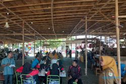 Ribuan Orang Serbu Pasar Kuliner di Alun-alun Wonogiri, Intip Yuk Menunya