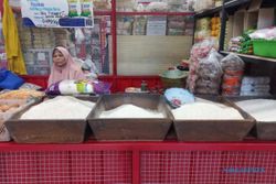 Naik Rp1.000/Kg dalam 10 Hari, Segini Harga Beras di Pasar Gedhe Klaten