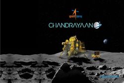 India Daratkan Pesawat di Bulan, Cari Es untuk Misi Selanjutnya