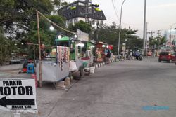 Curhat PKL Simpang Lima Boyolali, Omzet Turun Drastis sejak Parkir Ditertibkan