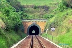 Ini 3 Terowongan Kereta Api Legendaris di Jawa Tengah