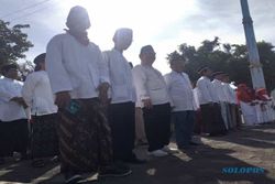 Rayakan Kemerdekaan ala Santri di Masjid Agung Solo, Ditutup Sarapan Bareng