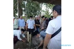 Di Mataram, Ratusan Pelayat Beri Penghormatan Terakhir untuk Dosen Wahyu Dian
