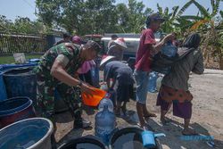 BPBD Distribusikan Air Bersih ke Warga Terdampak Kekeringan di Kemusu Boyolali