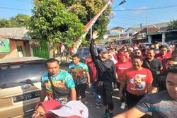 Ribuan Orang Jalan Sehat Bareng Ganjar Pranowo di Klaten