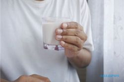 Apakah Berbahaya Minum Obat setelah Minum Susu, Ini Penjelasannya