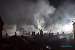 Pasar Slogohimo Wonogiri Terbakar Hebat, Puluhan Kios dan Los Hangus