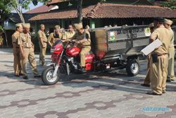 3 Desa di Dekat Rawa Pening Semarang Dapat Bantuan Kendaraan Pengangkut Sampah