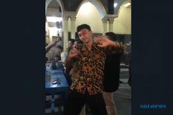 Video Pemuda Diduga Nenggak Miras di Halaman Masjid Karanganyar Viral di Medsos