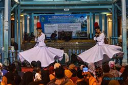 Pertunjukan Tari Sufi Meriahkan Perayaan Sekaten di Masjid Agung Solo