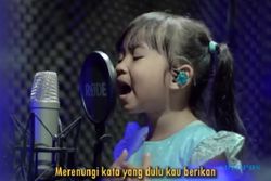 Lirik Lagu Ayah Ibu - Jasmine feat Tri Suaka
