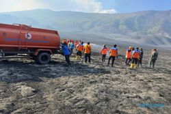 Alhamdulillah, Kebakaran Lahan di Gunung Bromo Berhasil Dipadamkan
