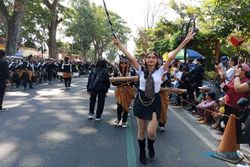 Seru! Karnaval Mahasiswa Baru UKSW Salatiga Tampilkan Kekayaan Suku Nusantara