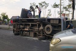Minibus Rem Blong, Rombongan asal Bantul Kecelakaan di JLS Salatiga