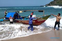 Remaja Asal Sukoharjo Terseret Ombak saat Bermain di Pantai Gunungkidul